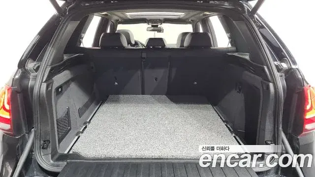 BMW X5 2018 — Photo 6/20