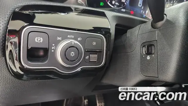 Mercedes-Benz CLA-Class 2025 — ფოტო 1/19
