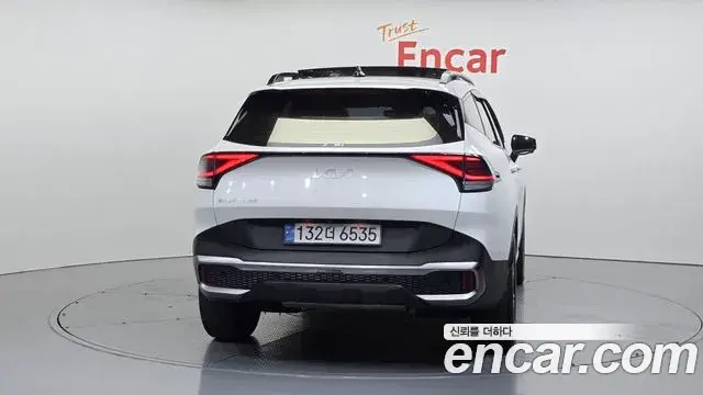 Kia Sportage 2022 — Şəkil 14/20