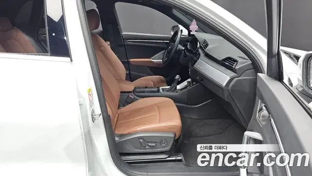 Audi Q3 2020 — Photo 27/34