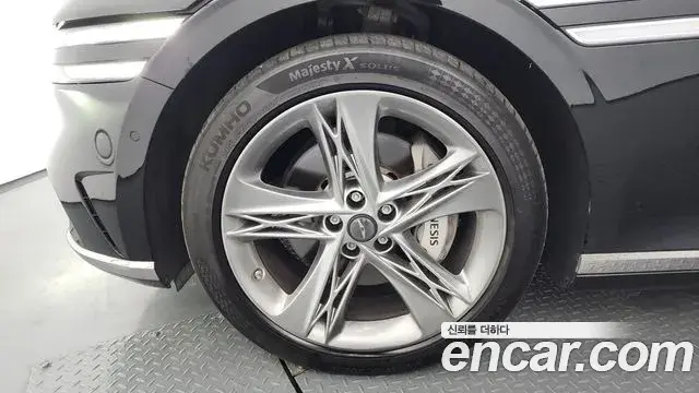 Genesis G90 2022 — ფოტო 33/34
