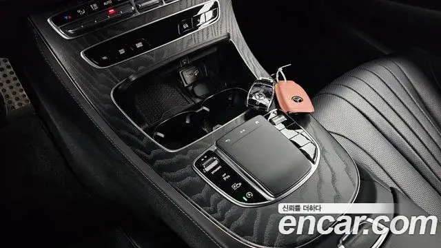 Mercedes-Benz CLS-Class 2023 — Photo 13/31