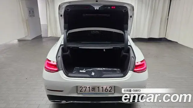 Mercedes-Benz CLS-Class 2023 — Photo 3/31