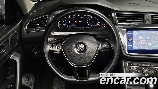 Volkswagen Tiguan Allspace 2020 — Фото 13/20