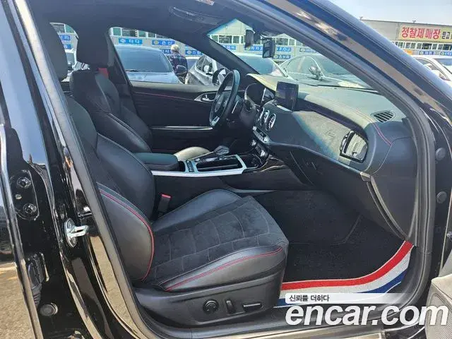 Kia Stinger Meister 2022 — Şəkil 19/20