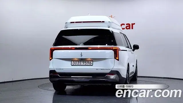 Kia Carnival 2024 — Фото 4/20