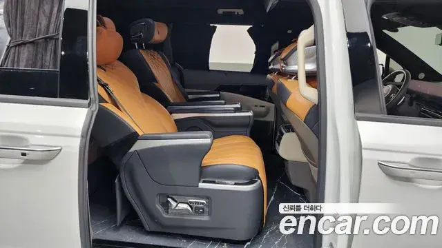 Kia Carnival 2024 — Фото 11/20