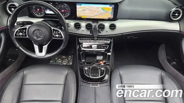 Mercedes-Benz E-Class 2018 — Фото 7/20
