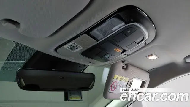 Hyundai Sonata Hybrid 2022 — Photo 15/28