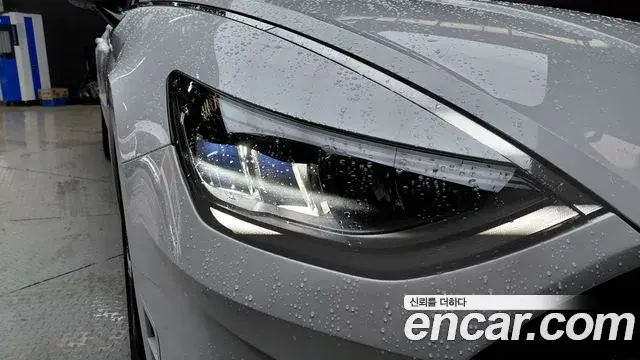 Hyundai Sonata Hybrid 2022 — Photo 9/28