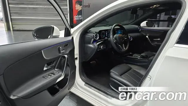 Mercedes-Benz A-Class 2021 — Фото 10/20