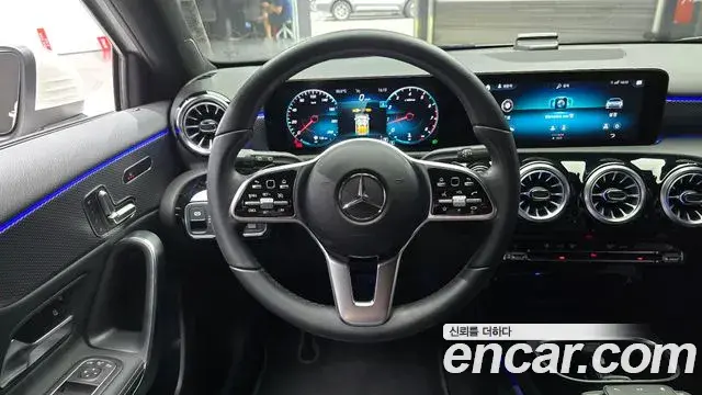 Mercedes-Benz A-Class 2021 — Фото 13/20