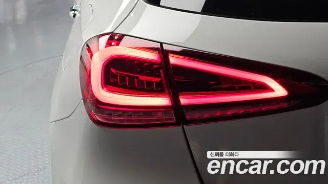 Mercedes-Benz A-Class 2021 — Photo 17/30