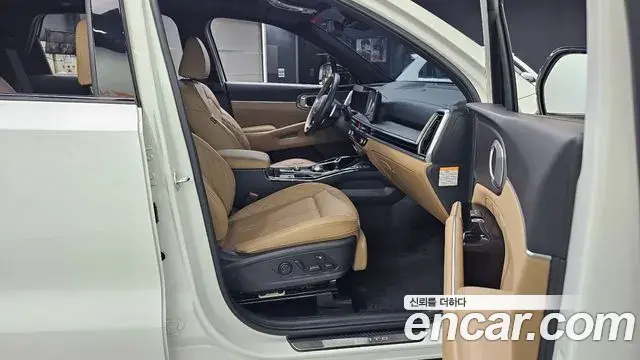 Kia Sorento 2024 — Şəkil 29/32