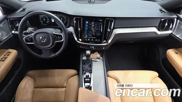 Volvo S60 2019 — Şəkil 18/20