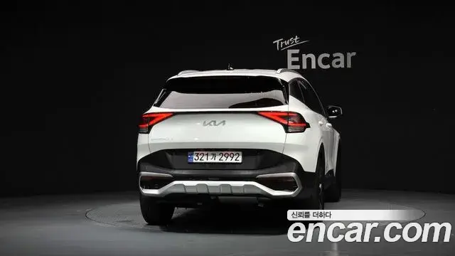 Kia Sportage 2022 — Şəkil 14/20