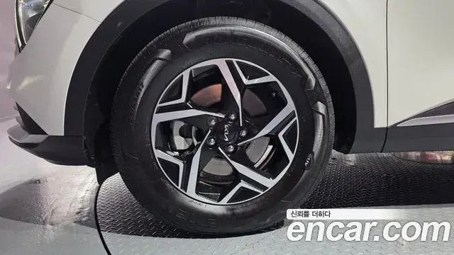 Kia Sportage 2022 — Şəkil 4/20
