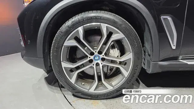 BMW X5 2021 — Фото 5/20
