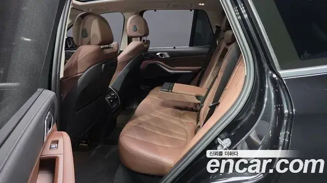 BMW X5 2021 — Şəkil 32/35