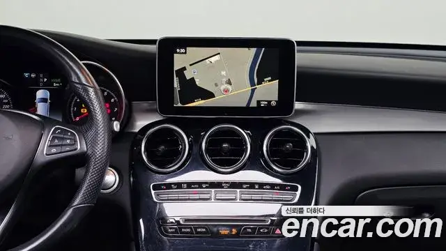 Mercedes-Benz GLC-Class 2019 — Фото 13/20