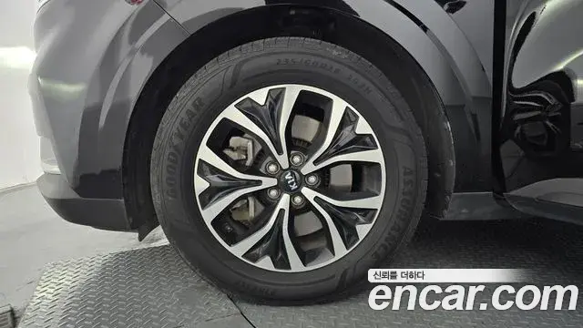 Kia Carnival 2021 — ფოტო 34/34