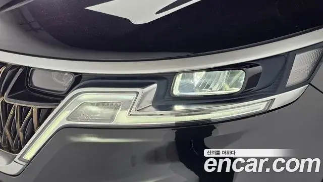 Kia Carnival 2021 — ფოტო 5/34