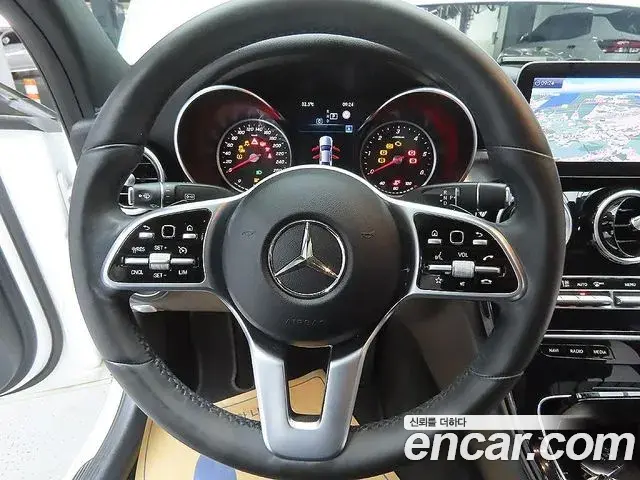 Mercedes-Benz C-Class 2020 — ფოტო 13/20
