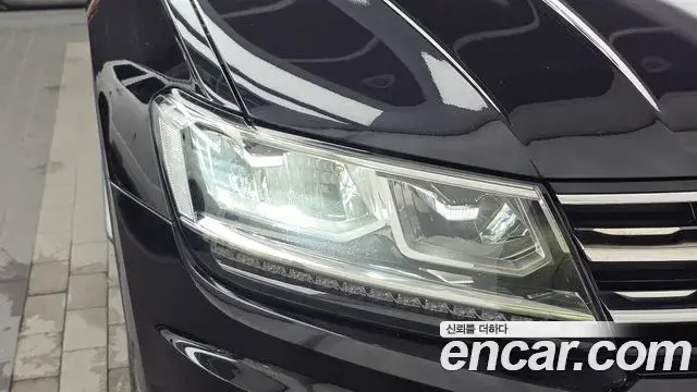 Volkswagen Tiguan 2020 — ფოტო 14/34