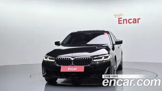 BMW 5 Series 2023 — Şəkil 6/33
