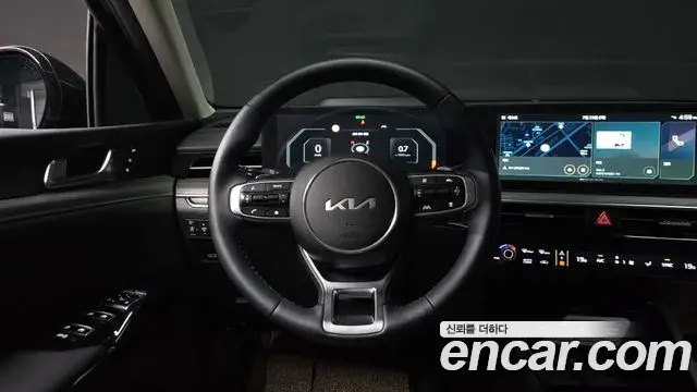 Kia K5 2025 — Şəkil 13/30