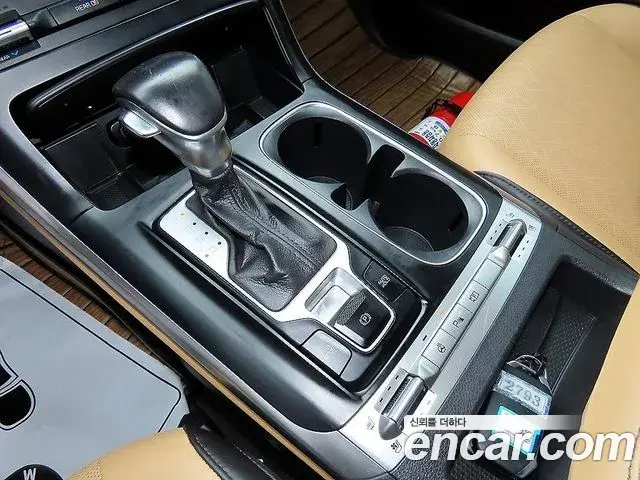 Kia Carnival 2021 — Photo 16/20