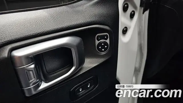 Jeep Wrangler 2019 — Şəkil 5/32