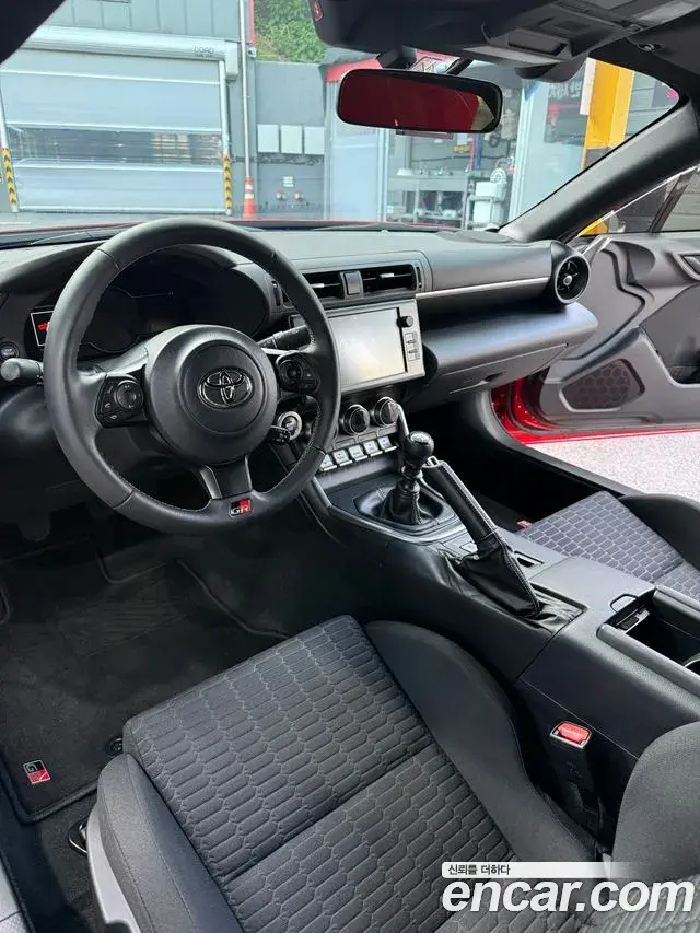 Toyota GR86 2025 — Şəkil 6/13