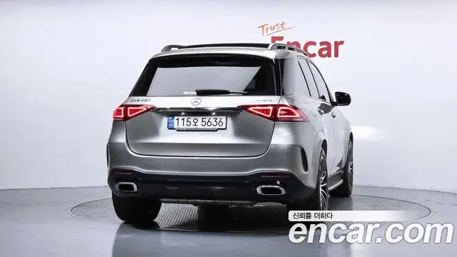 Mercedes-Benz GLE-Class 2022 — Şəkil 6/35
