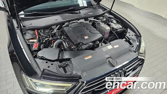 Audi A6 2021 — Şəkil 19/31
