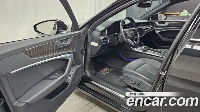 Audi A6 2021 — Şəkil 1/31