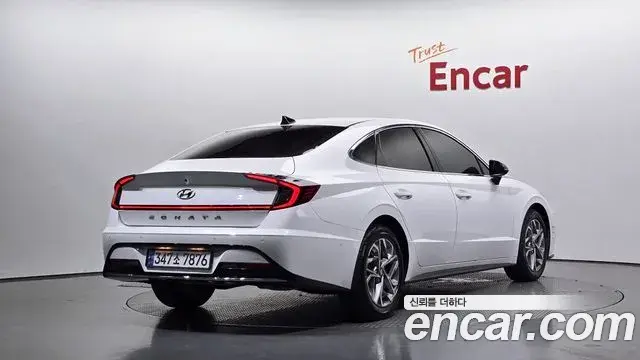 Hyundai Sonata 2022 — Фото 2/20