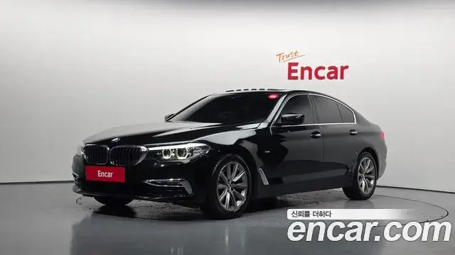 BMW 5 Series 2018 — Фото 1/20