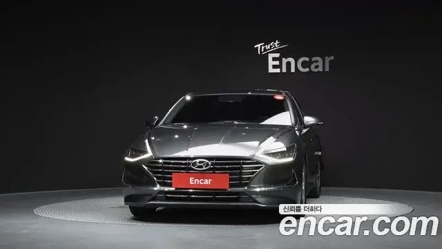 Hyundai Sonata 2019 — Фото 3/20
