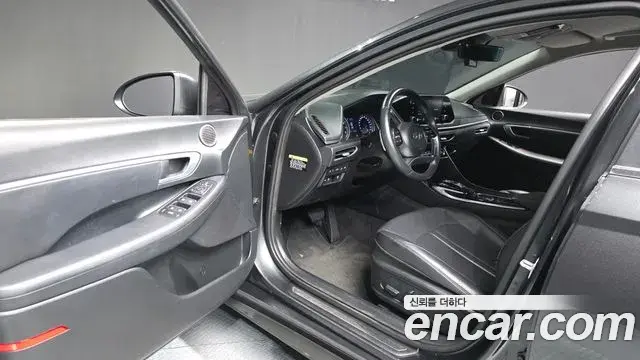 Hyundai Sonata 2019 — Фото 10/20