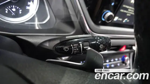 Hyundai Sonata Hybrid 2019 — Photo 27/30