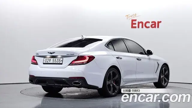 Genesis G70 2019 — Photo 13/20