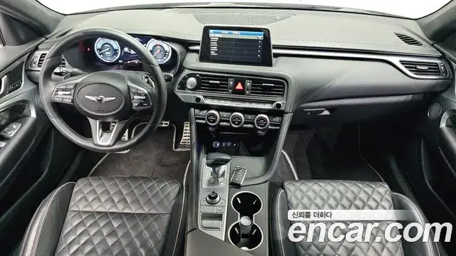Genesis G70 2019 — Photo 6/20