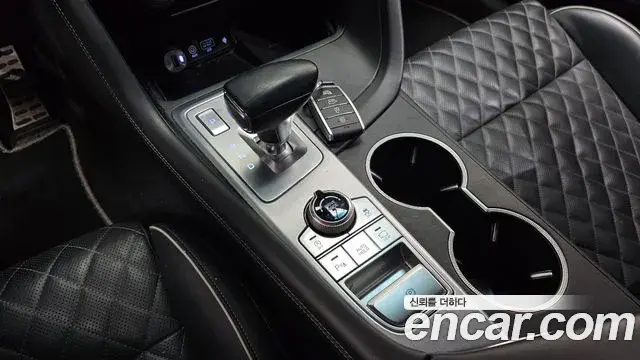 Genesis G70 2019 — Photo 15/20
