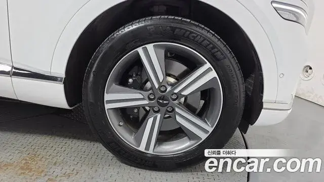 Genesis GV80 Coupe 2024 — Şəkil 35/40