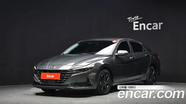 Hyundai Avante 2022 — Фото 1/20