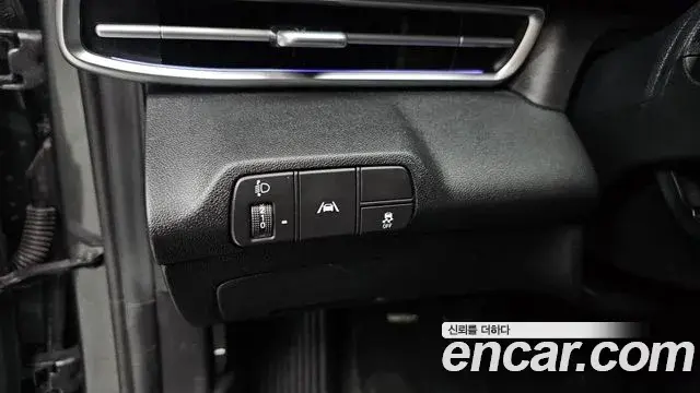 Hyundai Avante 2022 — Фото 19/20