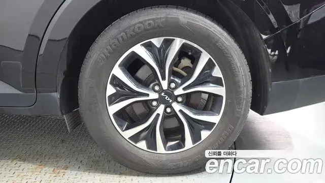 Kia Carnival 2022 — Photo 26/34
