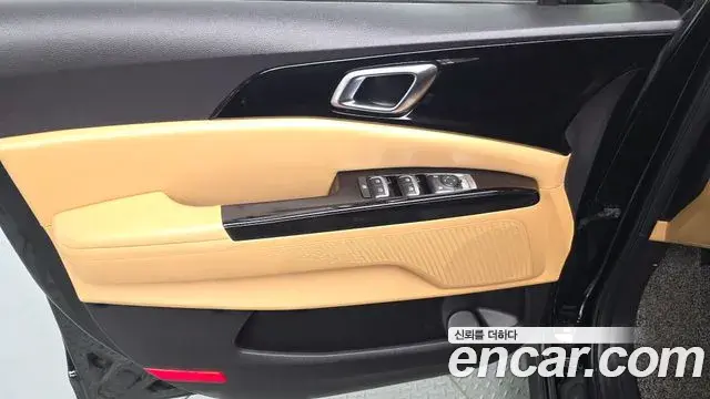 Kia Carnival 2022 — Photo 13/34
