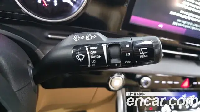 Kia Carnival 2022 — Photo 16/34